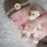 Des photos uniques et indémodables : le newborn posing par Bellules et cie à Cournon d'Auvergne près de Clermont-Ferrand