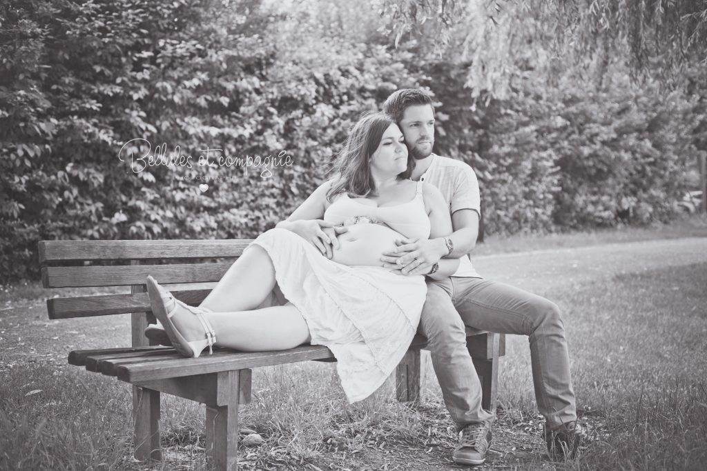 Marie-Clotilde et romain séance couple maternité près de Clermont-Ferrand