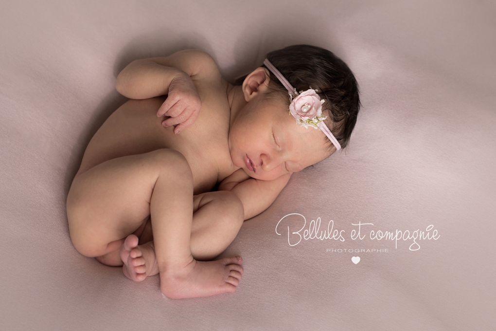 newborn posing simple rose