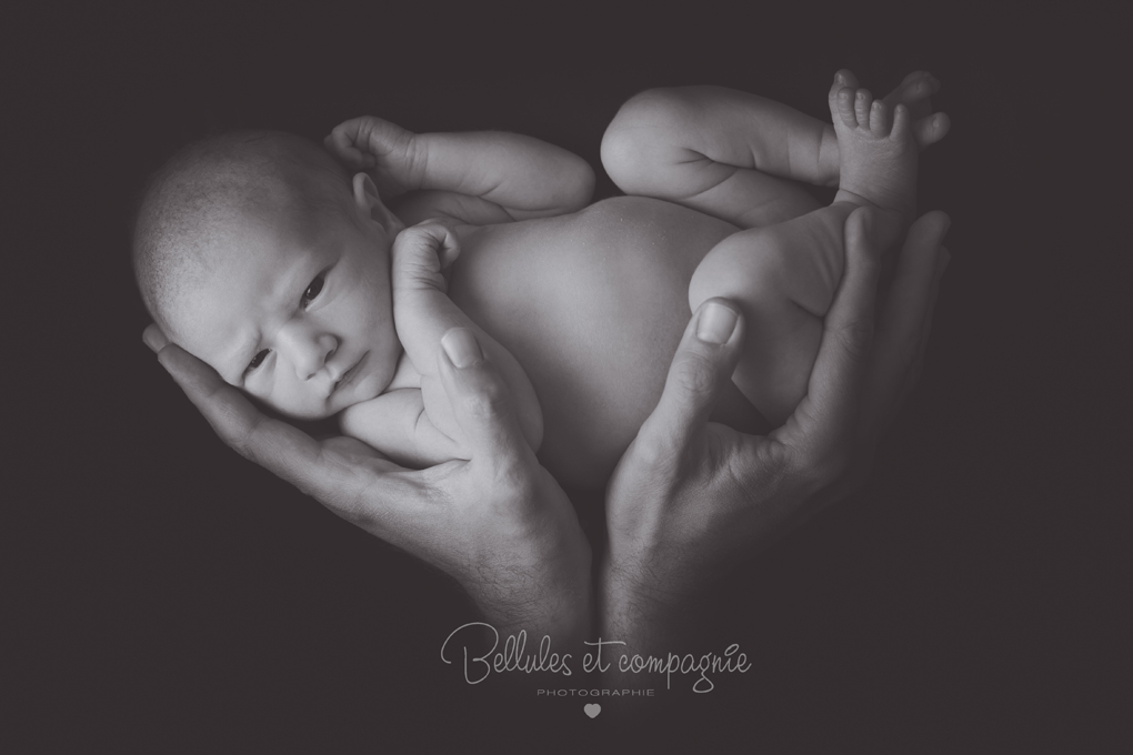 Newborn posing Baptiste NB