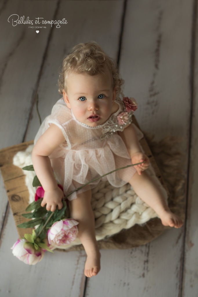 Magnifique grand bébé 1 an Bellules et compagnie séance photo Cournon d'auvergne près de Clermont Ferrand